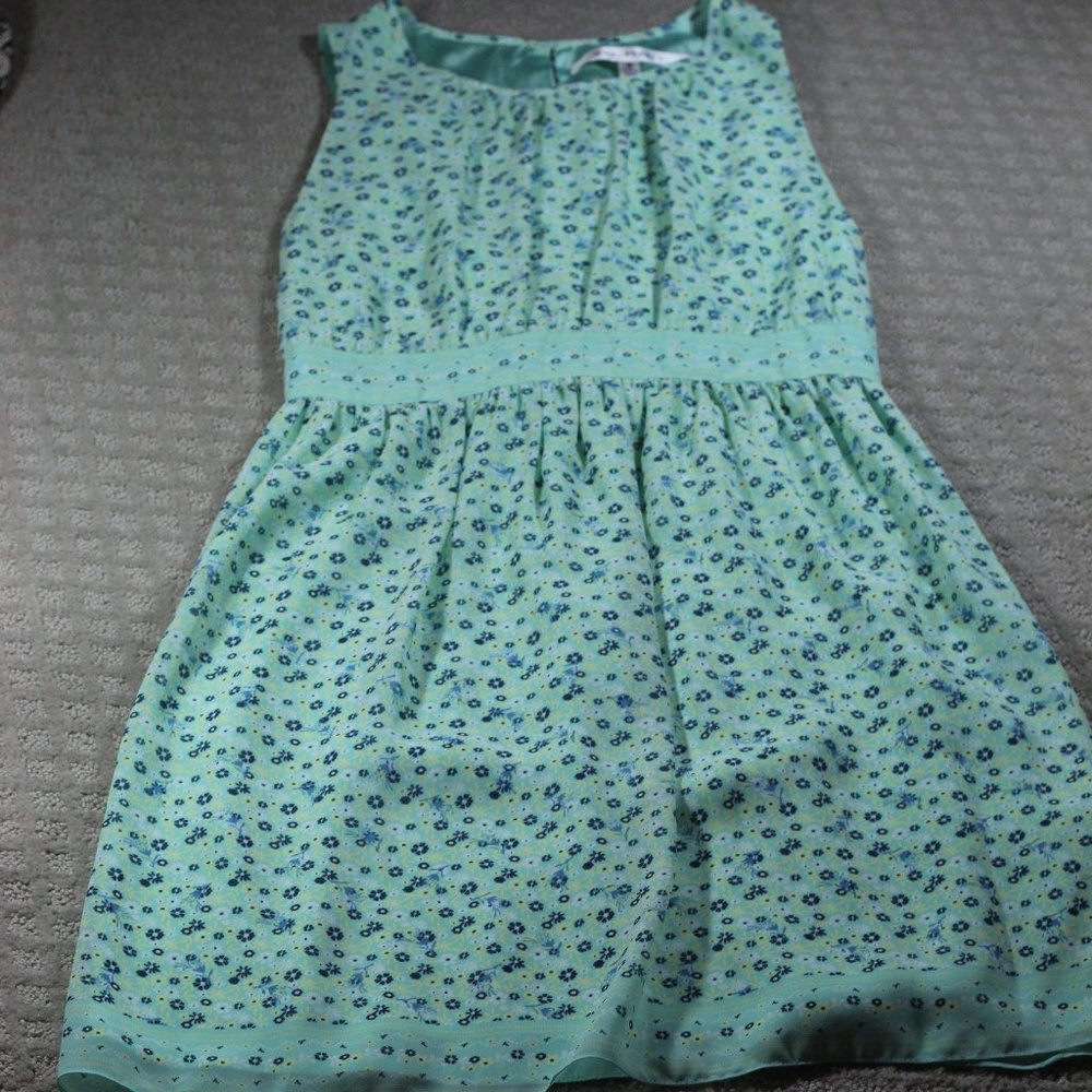 Max Studio Size M Mint Green with Navy Blue Flowers Flowy Dress